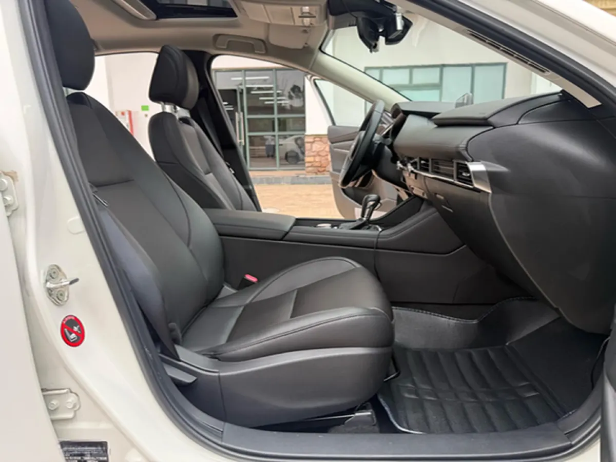 2022 Mazda 3 Axela 2.0L 158HP L4 6AT,autocango,china used car exporter,china ev exporter,chinese used car exporter,chinese used ev exporter