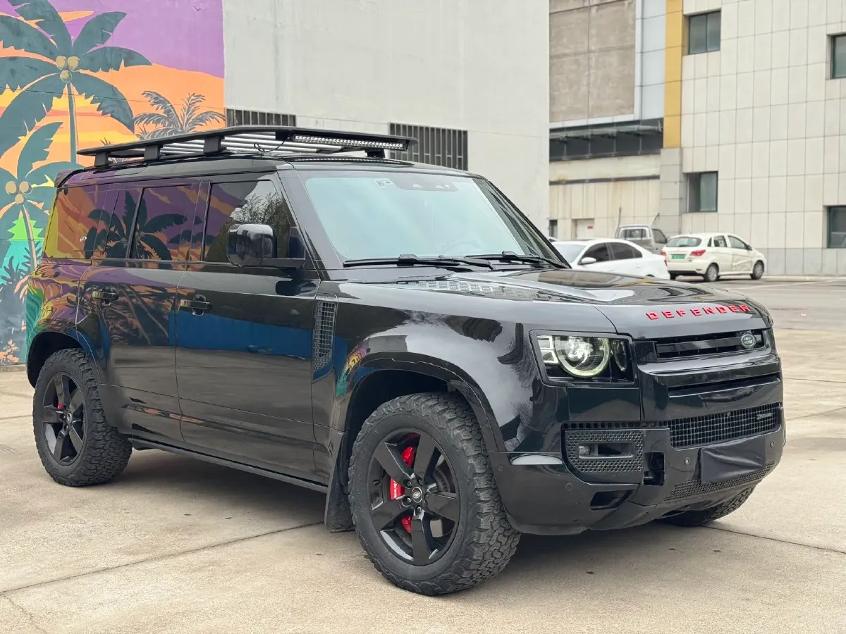 2022 Land Rover Defender 3.0T 400HP L6 8AT,autocango,china used car exporter,china ev exporter,chinese used car exporter,chinese used ev exporter