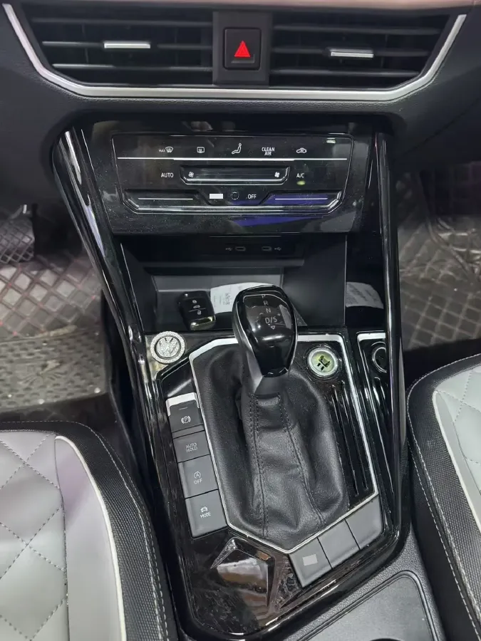 2023 Volkswagen Tayron 1.5T 160HP L4 7DCT,autocango,china used car exporter,china ev exporter,chinese used car exporter,chinese used ev exporter