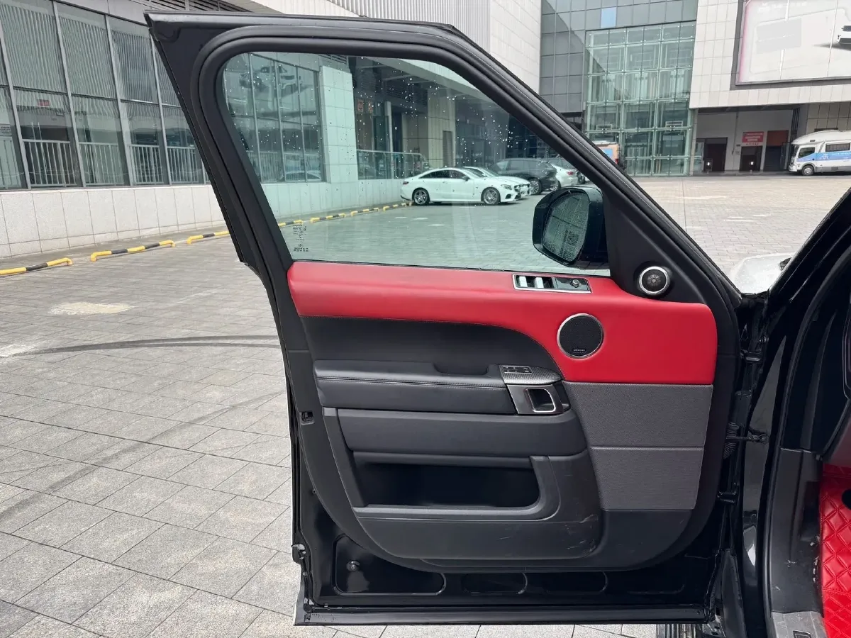 2018 Land Rover Range Rover Sport 3.0T 340HP V6 8AT,autocango,china used car exporter,china ev exporter,chinese used car exporter,chinese used ev exporter