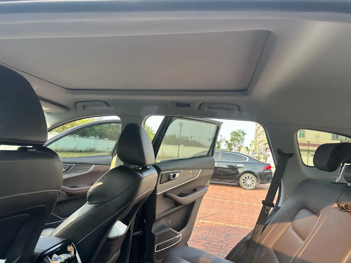 2019 Chery Tiggo 8 1.6T 197HP L4 7DCT,autocango,china used car exporter,china ev exporter,chinese used car exporter,chinese used ev exporter