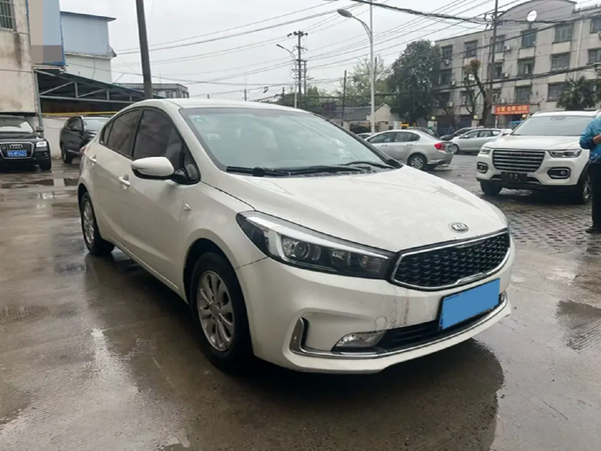 2016 Kia K3 1.6L 128HP L4 6MT,autocango,china used car exporter,china ev exporter,chinese used car exporter,chinese used ev exporter