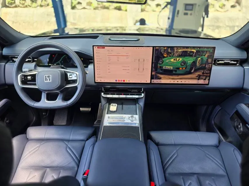 2025 Zeekr 9X 2.0T 279HP L4 1DHT PHEV,autocango,china used car exporter,china ev exporter,chinese used car exporter,chinese used ev exporter