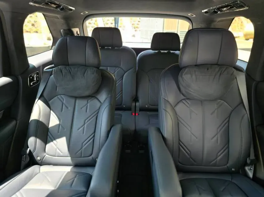 2025 Zeekr 9X 2.0T 279HP L4 1DHT PHEV,autocango,china used car exporter,china ev exporter,chinese used car exporter,chinese used ev exporter