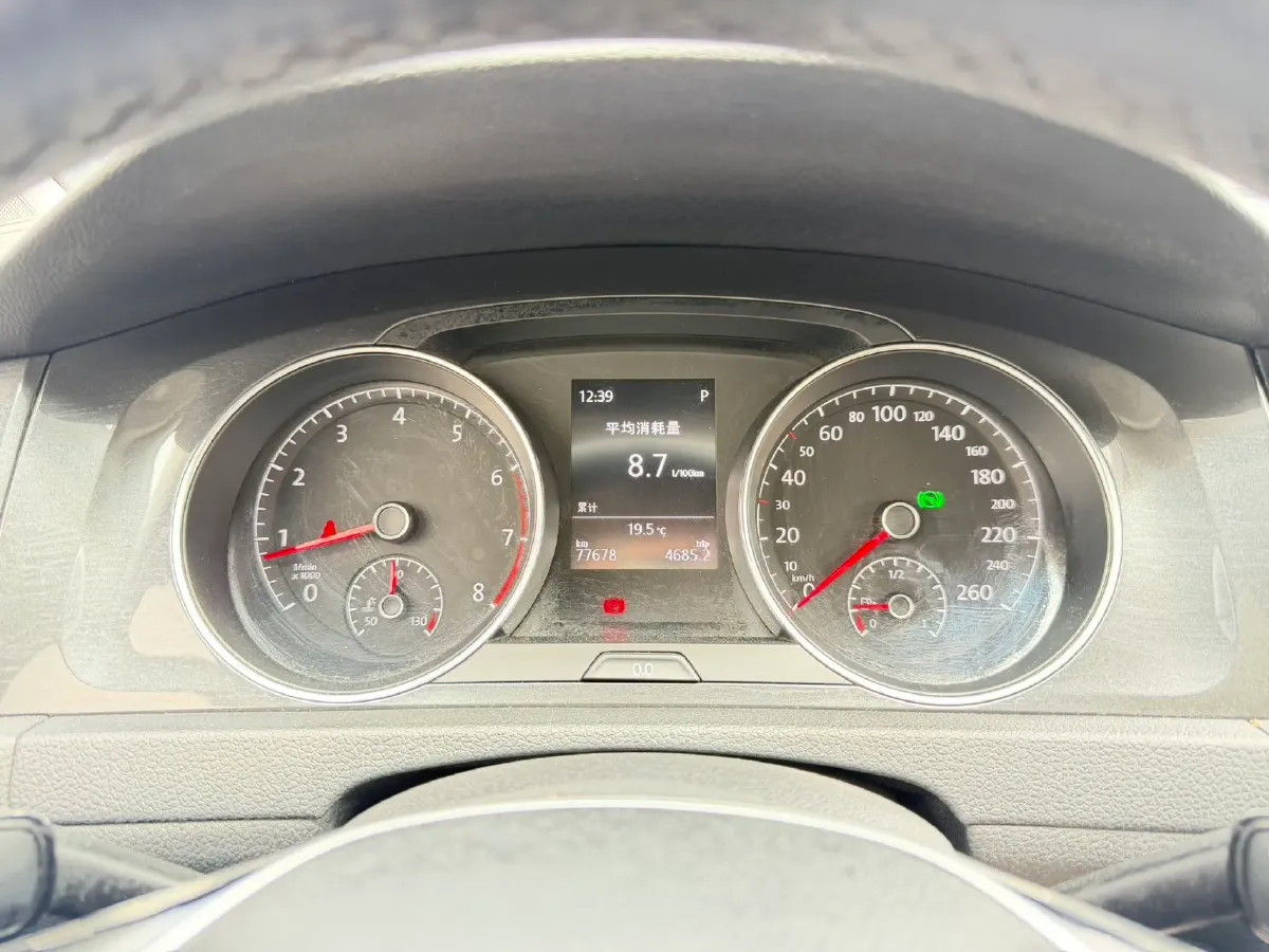 2018 Volkswagen Golf 1.6L 110HP L4 6AT,autocango,china used car exporter,china ev exporter,chinese used car exporter,chinese used ev exporter