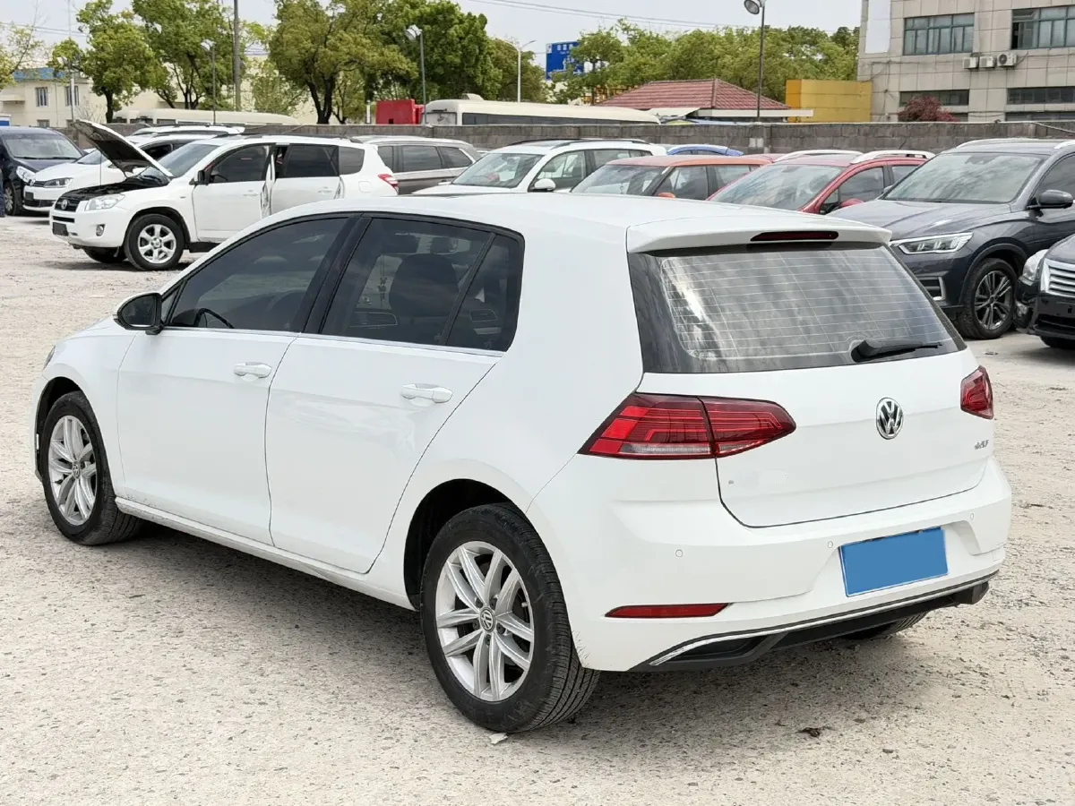 2018 Volkswagen Golf 1.6L 110HP L4 6AT,autocango,china used car exporter,china ev exporter,chinese used car exporter,chinese used ev exporter
