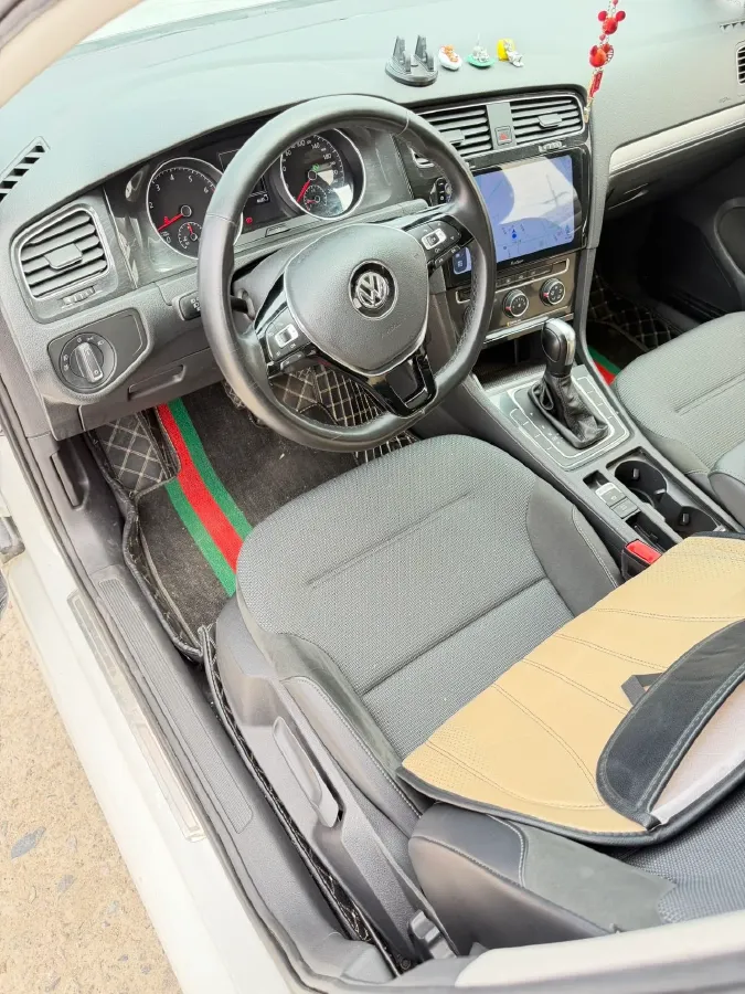 2018 Volkswagen Golf 1.6L 110HP L4 6AT,autocango,china used car exporter,china ev exporter,chinese used car exporter,chinese used ev exporter