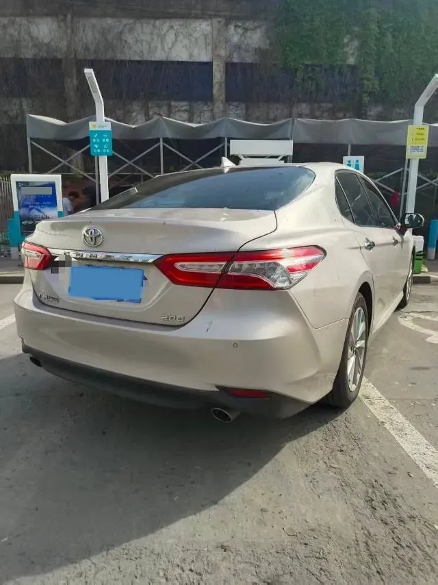 2021 Toyota Camry 2.0L 178HP L4 CVT,autocango,china used car exporter,china ev exporter,chinese used car exporter,chinese used ev exporter