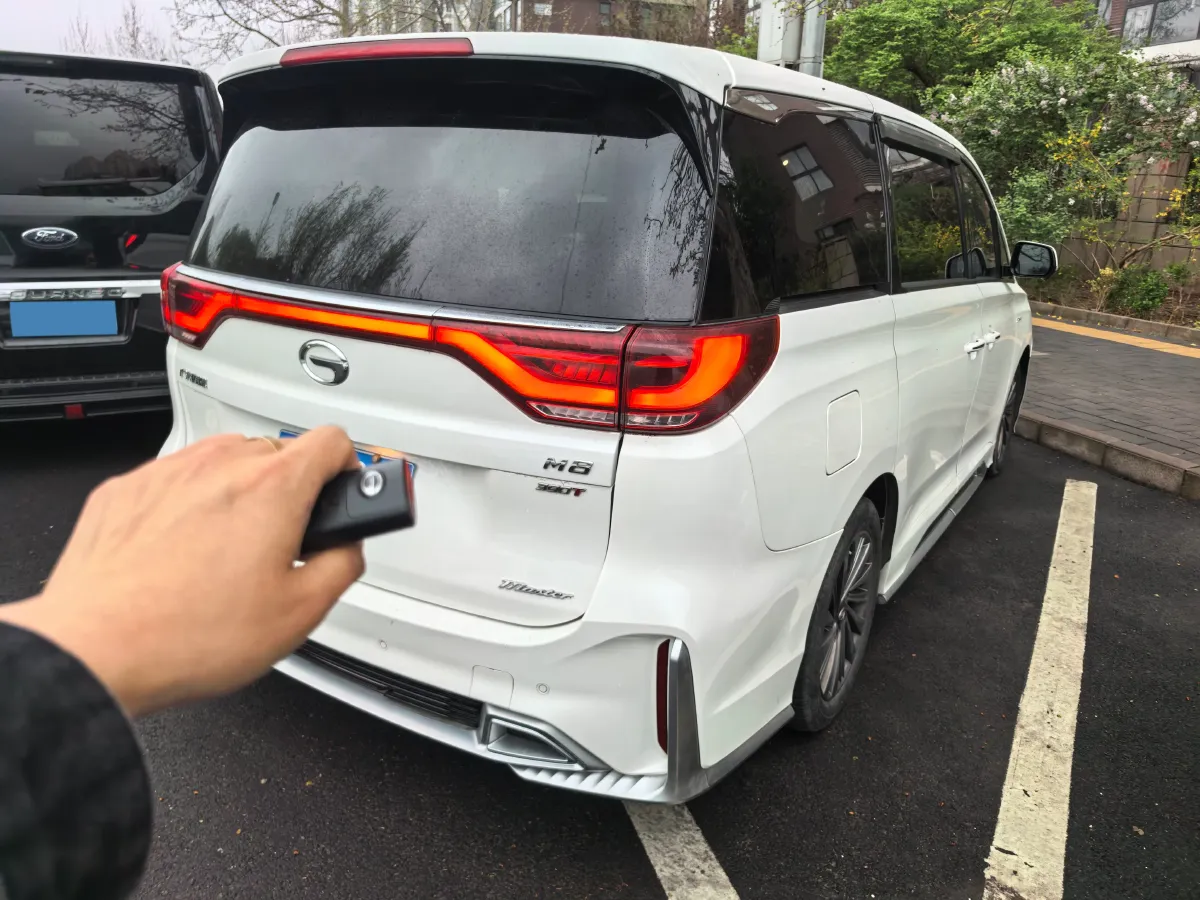 2021 GAC Trumpchi M8 2.0T 252HP L4 8AT,autocango,china used car exporter,china ev exporter,chinese used car exporter,chinese used ev exporter