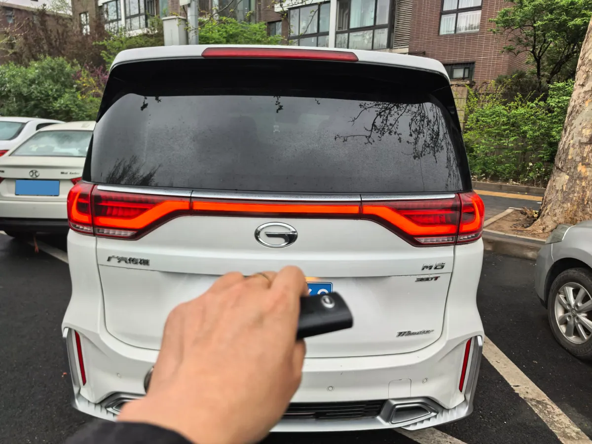 2021 GAC Trumpchi M8 2.0T 252HP L4 8AT,autocango,china used car exporter,china ev exporter,chinese used car exporter,chinese used ev exporter