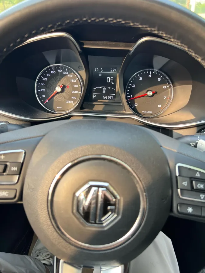 2019 MAXUS D60 1.5T 169HP L4 7DCT,autocango,china used car exporter,china ev exporter,chinese used car exporter,chinese used ev exporter