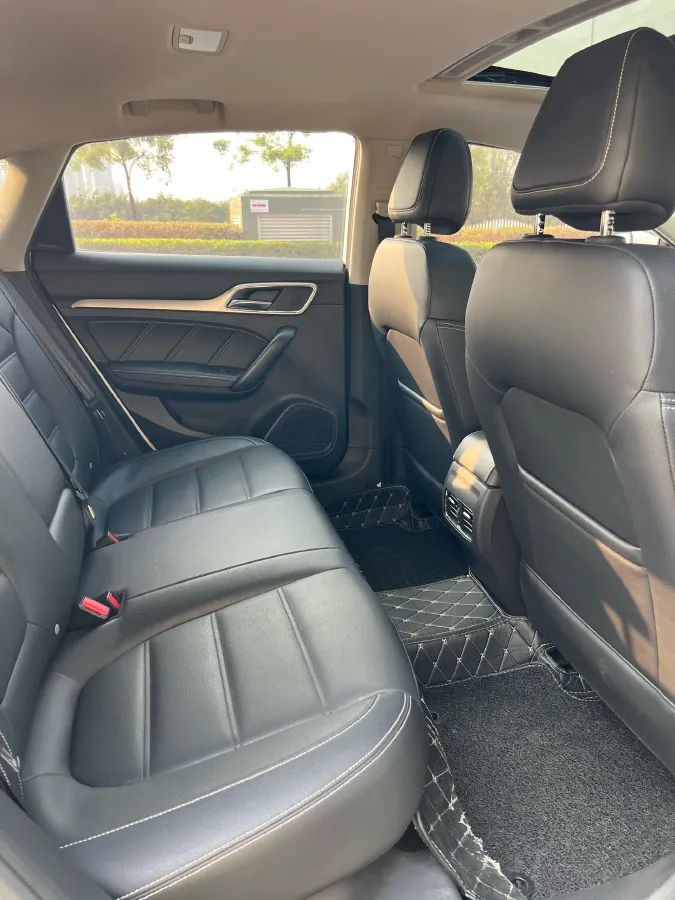 2019 MAXUS D60 1.5T 169HP L4 7DCT,autocango,china used car exporter,china ev exporter,chinese used car exporter,chinese used ev exporter