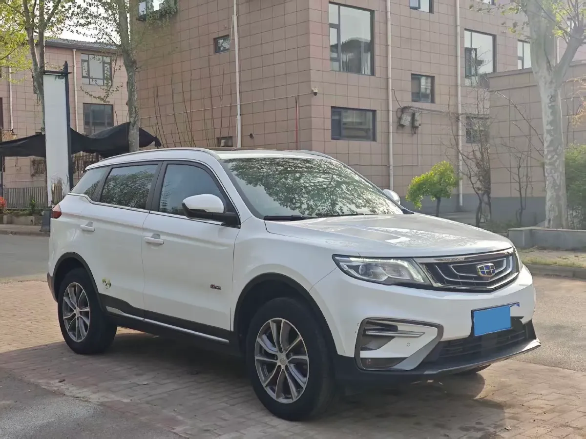 2020 Roewe i6 1.5T 169HP L4 7DCT,autocango,china used car exporter,china ev exporter,chinese used car exporter,chinese used ev exporter