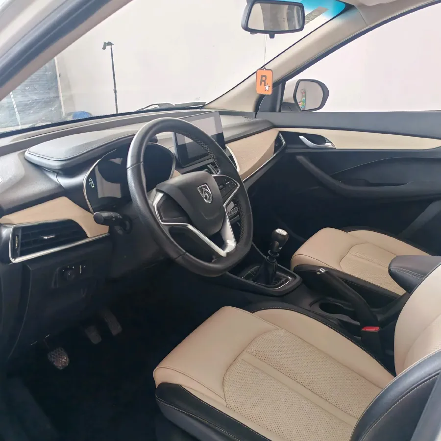 2018 BaoJun 360 1.5L 112HP L4 6MT,autocango,china used car exporter,china ev exporter,chinese used car exporter,chinese used ev exporter