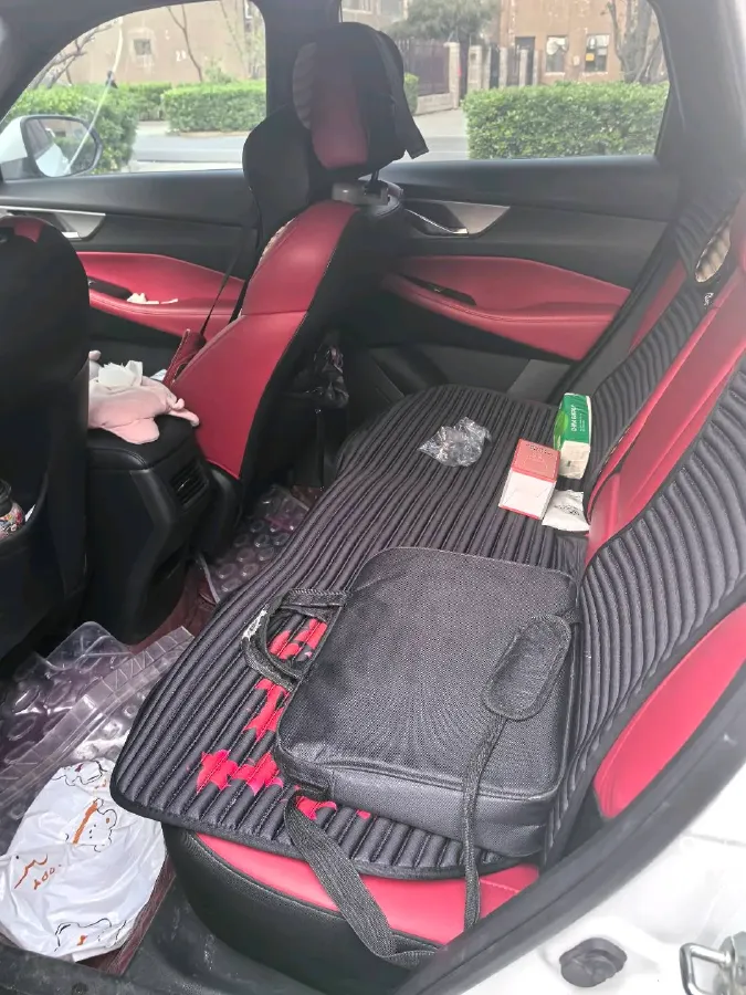 2021 ChangAn CS35 Plus 1.4T 160HP L4 7DCT,autocango,china used car exporter,china ev exporter,chinese used car exporter,chinese used ev exporter