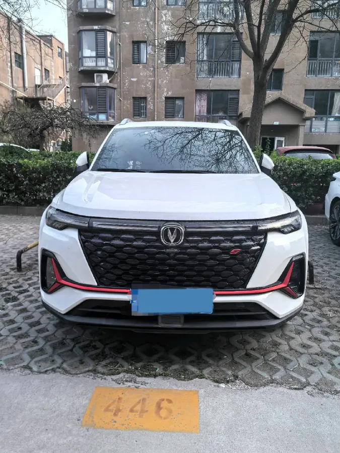 2021 ChangAn CS35 Plus 1.4T 160HP L4 7DCT,autocango,china used car exporter,china ev exporter,chinese used car exporter,chinese used ev exporter