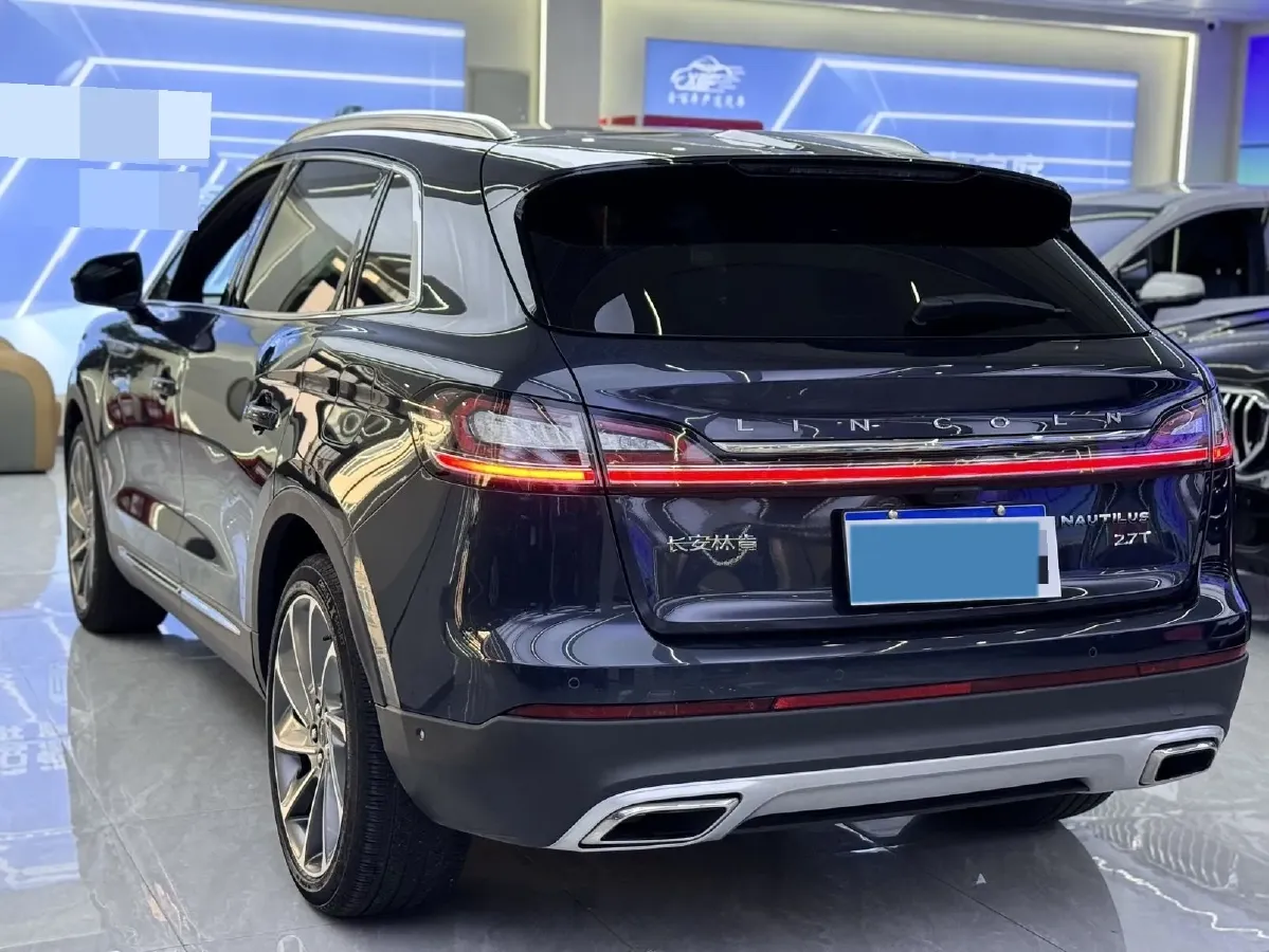 2021 Lincoln Nautilus 2.7T 322HP V6 8AT,autocango,china used car exporter,china ev exporter,chinese used car exporter,chinese used ev exporter
