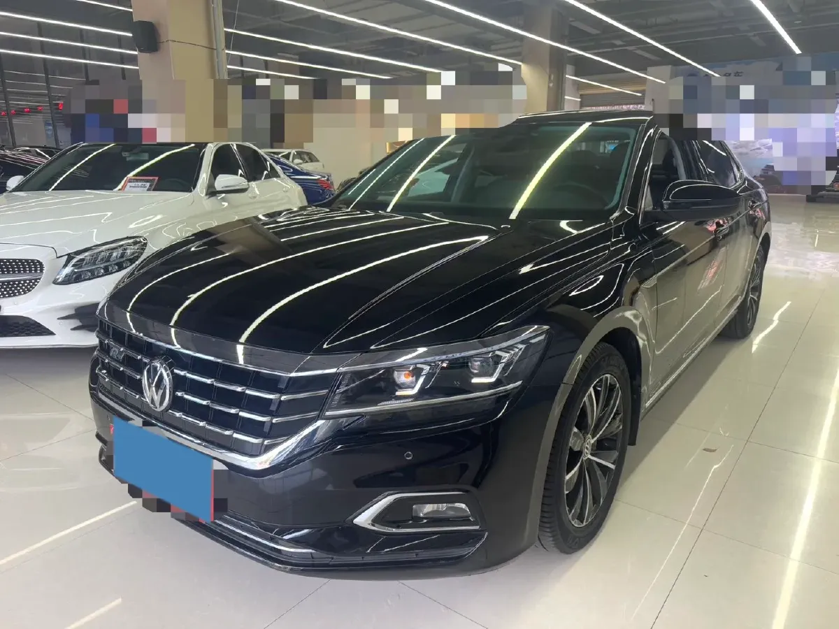 2020 Volkswagen Passat 2.0T 186HP L4 7DCT,autocango,china used car exporter,china ev exporter,chinese used car exporter,chinese used ev exporter
