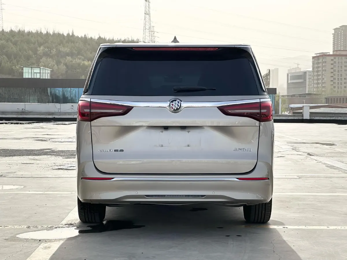 2023 Buick GL8 2.0T 237HP L4 9AT,autocango,china used car exporter,china ev exporter,chinese used car exporter,chinese used ev exporter