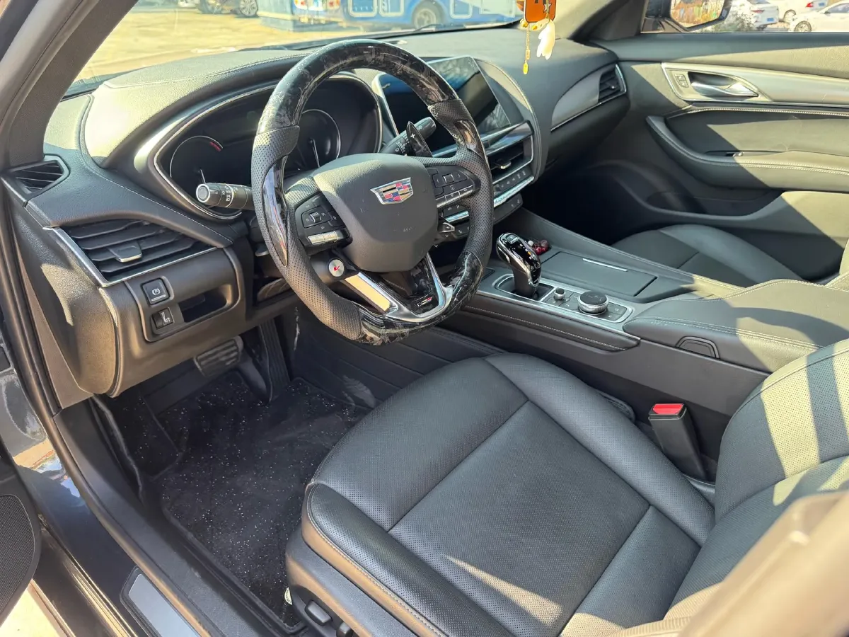 2022 Cadillac CT5 2.0T 237HP L4 10AT,autocango,china used car exporter,china ev exporter,chinese used car exporter,chinese used ev exporter