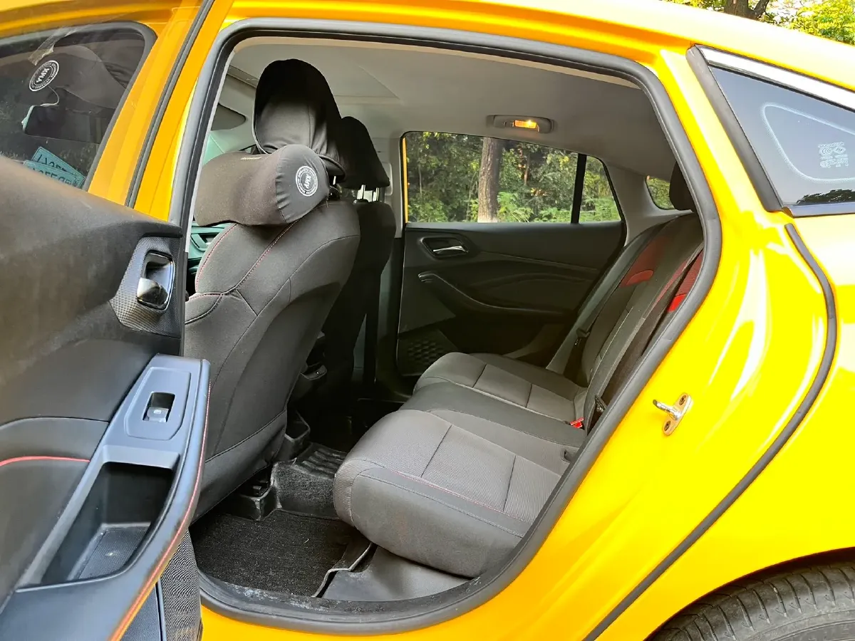 2021 MG 5 1.5T 173HP L4 7DCT,autocango,china used car exporter,china ev exporter,chinese used car exporter,chinese used ev exporter