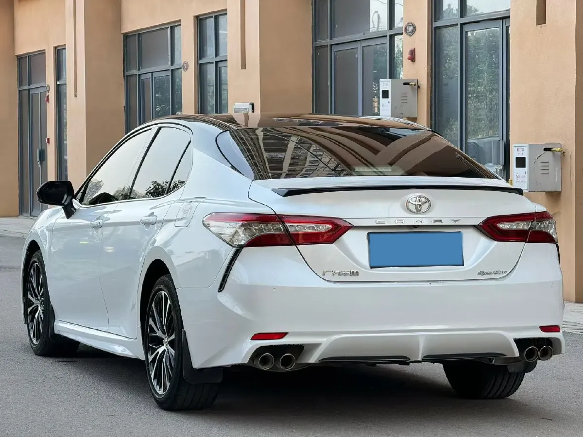 2019 Toyota Camry 2.5L 209HP L4 8AT,autocango,china used car exporter,china ev exporter,chinese used car exporter,chinese used ev exporter