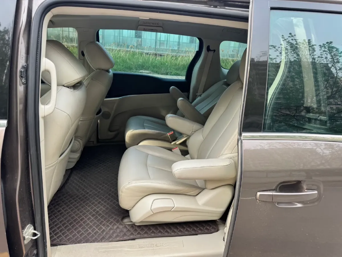 2021 Buick GL8 2.0T 237HP L4 9AT,autocango,china used car exporter,china ev exporter,chinese used car exporter,chinese used ev exporter