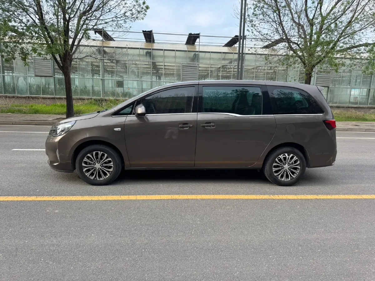 2021 Buick GL8 2.0T 237HP L4 9AT,autocango,china used car exporter,china ev exporter,chinese used car exporter,chinese used ev exporter