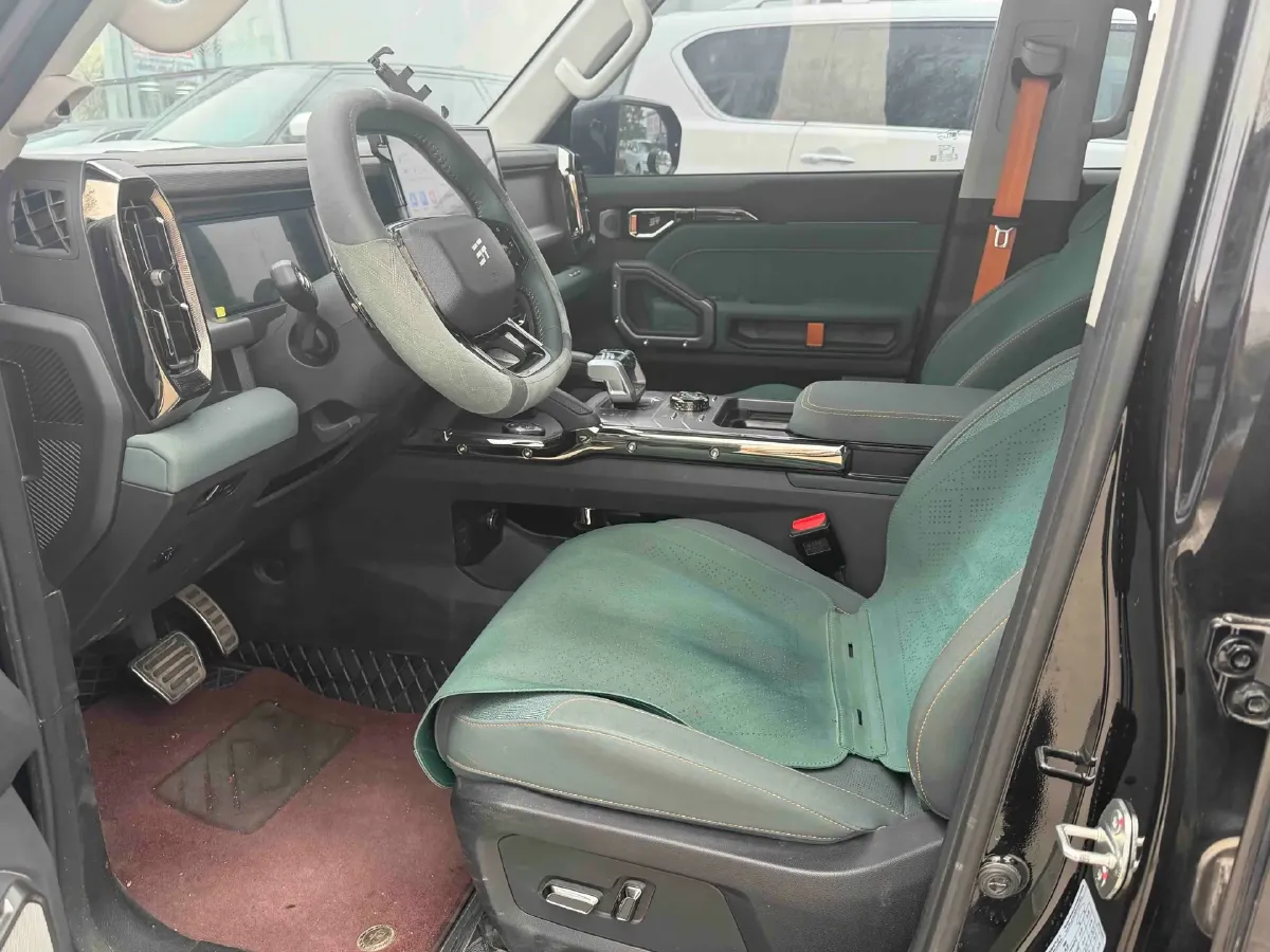 2023 Jetour Traveller 2.0T 254HP L4 8AT,autocango,china used car exporter,china ev exporter,chinese used car exporter,chinese used ev exporter