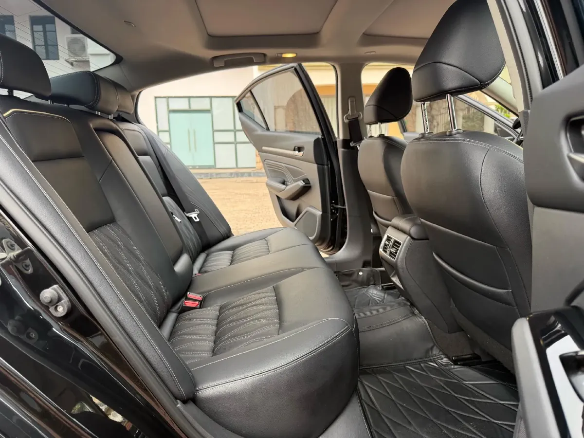 2022 Nissan Teana 2.0T 243HP L4 CVT,autocango,china used car exporter,china ev exporter,chinese used car exporter,chinese used ev exporter