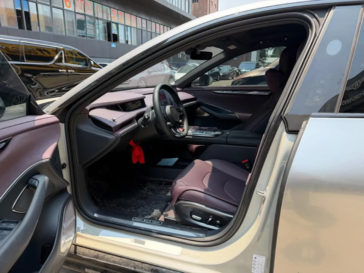 2024 MI SU7 BEV 73.6KWH,autocango,china used car exporter,china ev exporter,chinese used car exporter,chinese used ev exporter