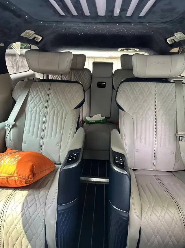 2021 Buick GL8 2.0T 237HP L4 9AT,autocango,china used car exporter,china ev exporter,chinese used car exporter,chinese used ev exporter