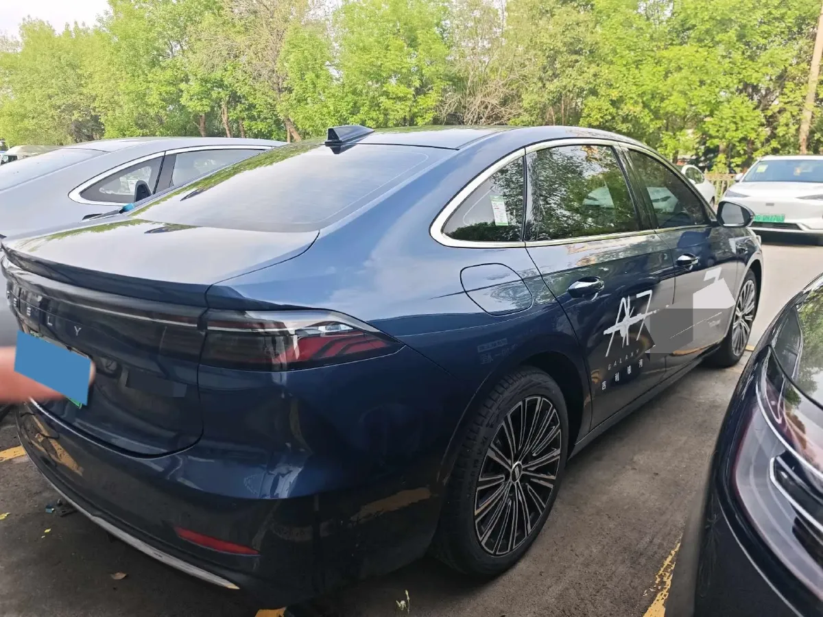 2025 Geely Galaxy A7 1.5L 112HP L4 1DHT PHEV,autocango,china used car exporter,china ev exporter,chinese used car exporter,chinese used ev exporter