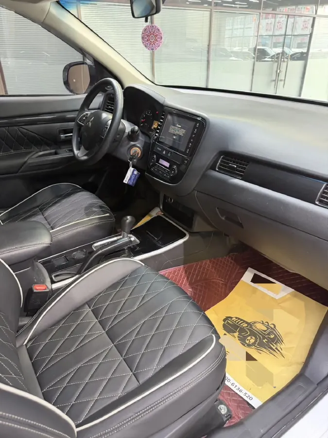 2020 Mitsubishi Outlander 2.0L 166HP L4 CVT,autocango,china used car exporter,china ev exporter,chinese used car exporter,chinese used ev exporter