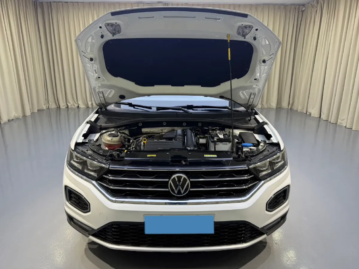 2022 Volkswagen T-Roc 1.4T 150HP L4 7DCT,autocango,china used car exporter,china ev exporter,chinese used car exporter,chinese used ev exporter
