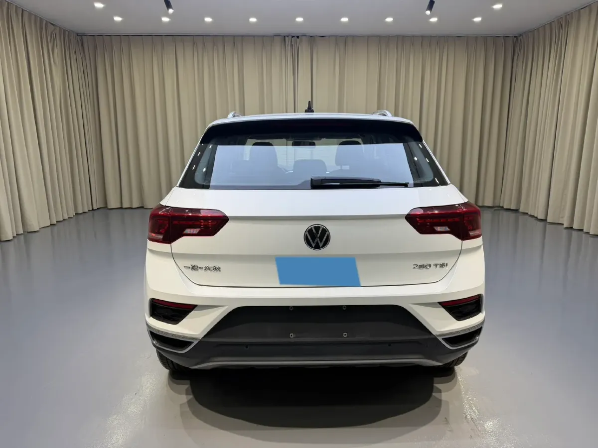 2022 Volkswagen T-Roc 1.4T 150HP L4 7DCT,autocango,china used car exporter,china ev exporter,chinese used car exporter,chinese used ev exporter