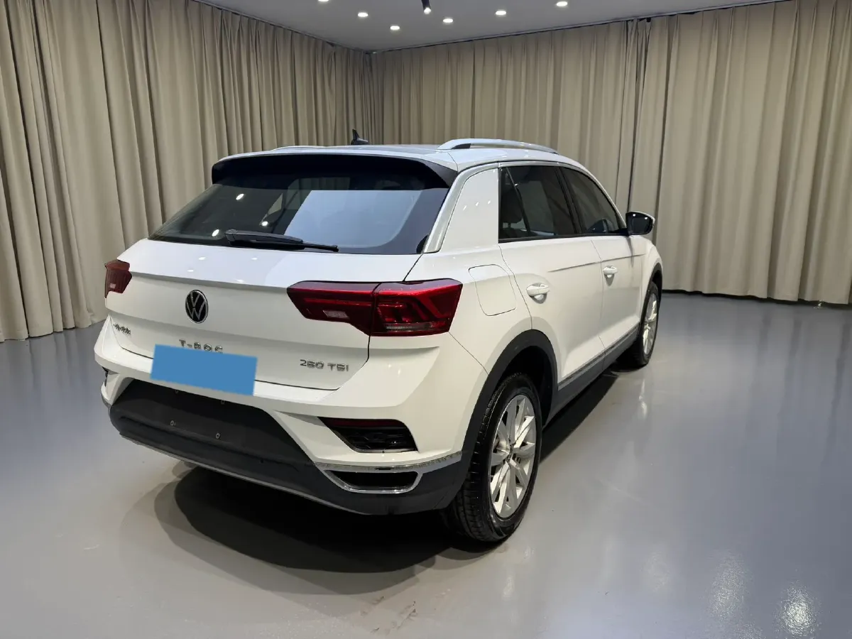 2022 Volkswagen T-Roc 1.4T 150HP L4 7DCT,autocango,china used car exporter,china ev exporter,chinese used car exporter,chinese used ev exporter