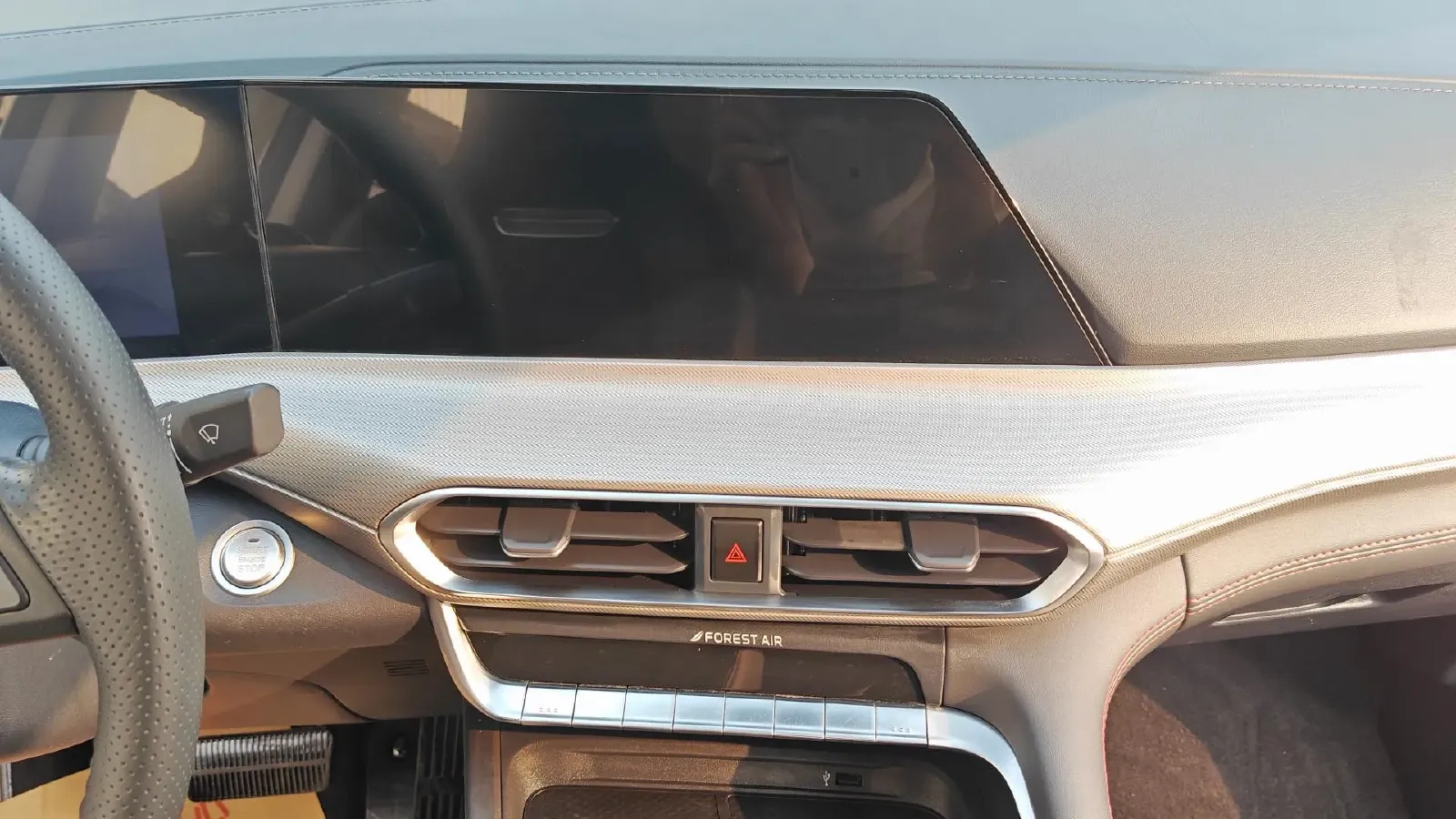 2020 ChangAn UNI-T 1.5T 180HP L4 7DCT,autocango,china used car exporter,china ev exporter,chinese used car exporter,chinese used ev exporter