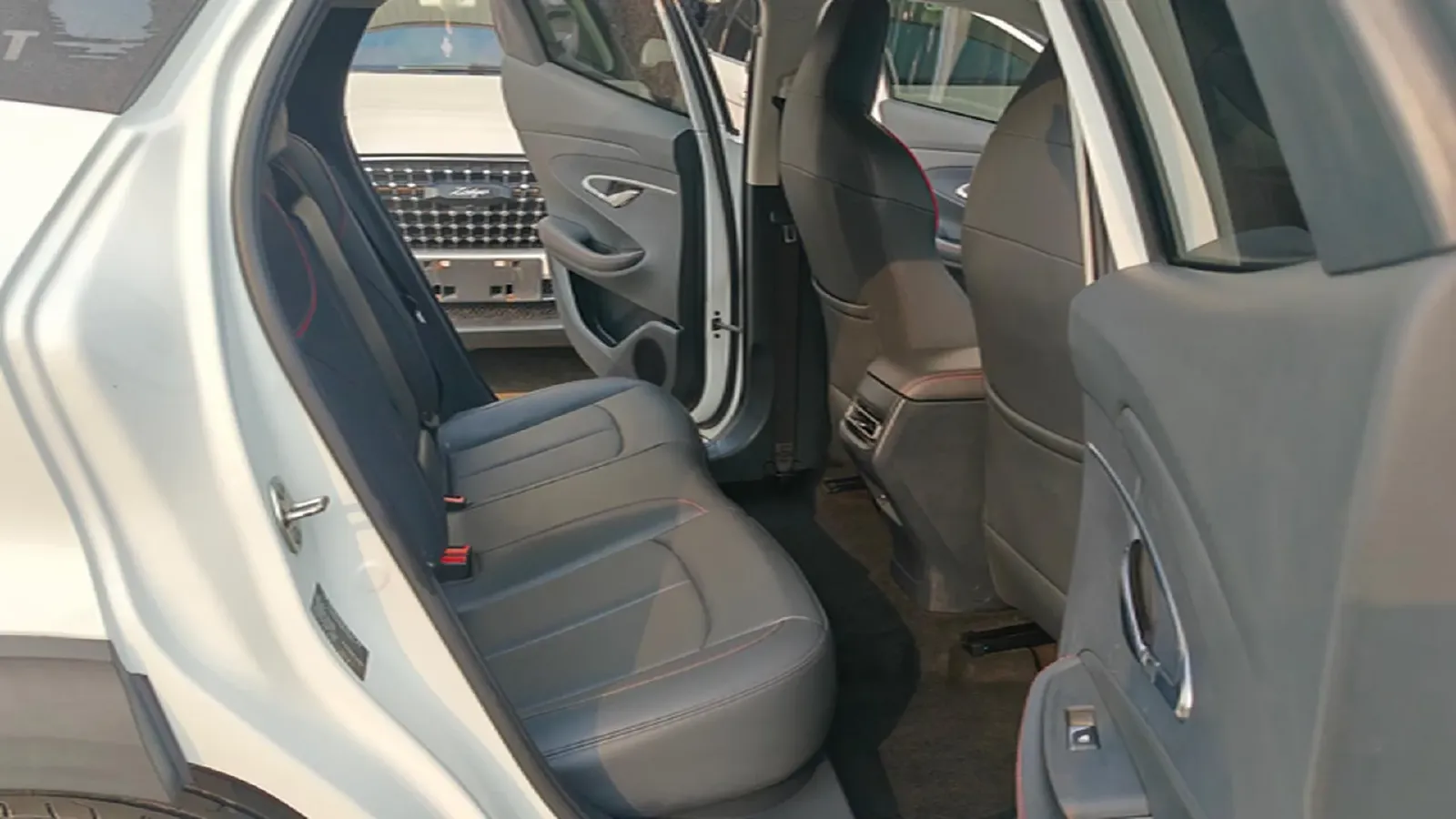 2020 ChangAn UNI-T 1.5T 180HP L4 7DCT,autocango,china used car exporter,china ev exporter,chinese used car exporter,chinese used ev exporter