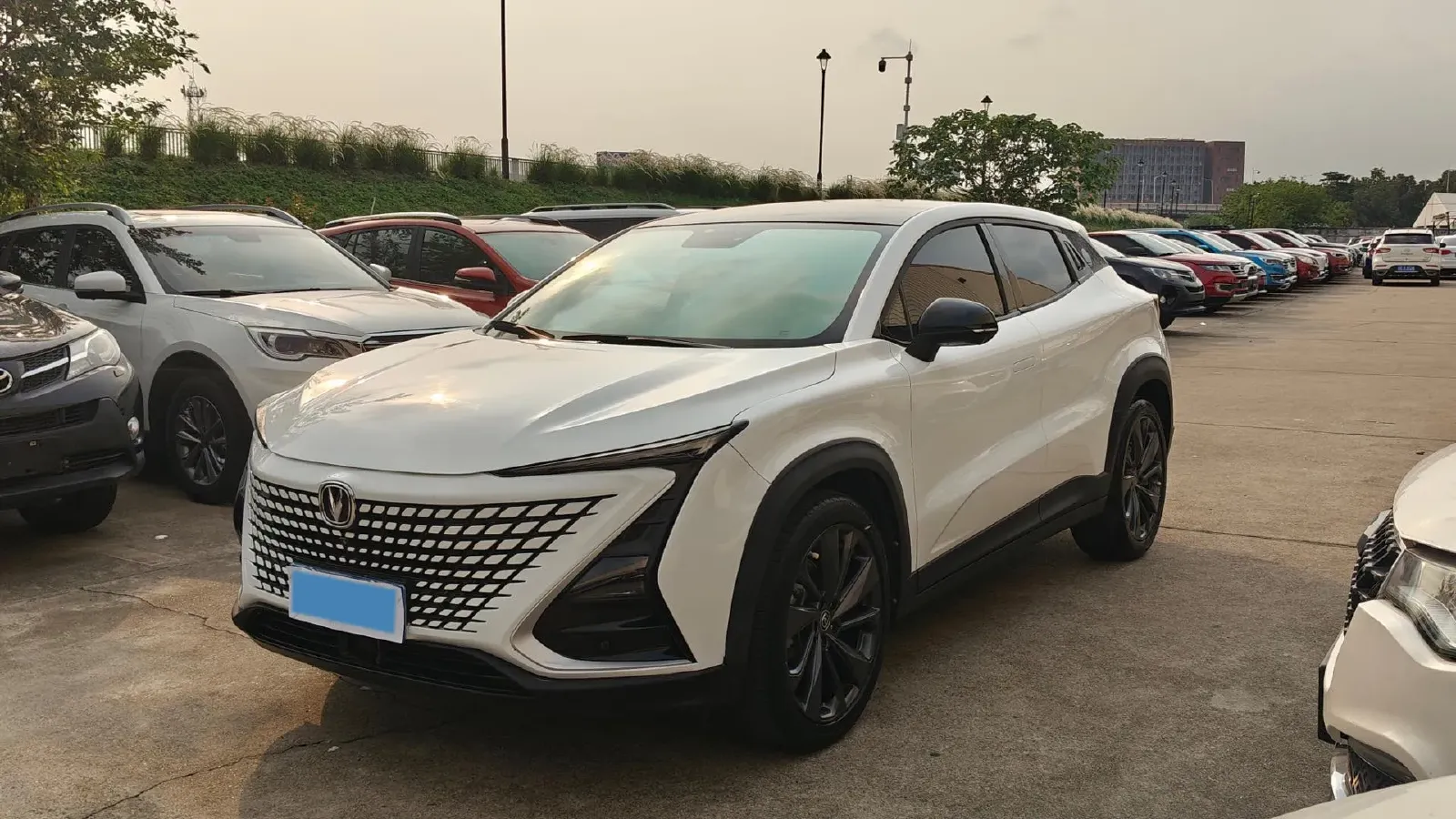 2020 ChangAn UNI-T 1.5T 180HP L4 7DCT,autocango,china used car exporter,china ev exporter,chinese used car exporter,chinese used ev exporter