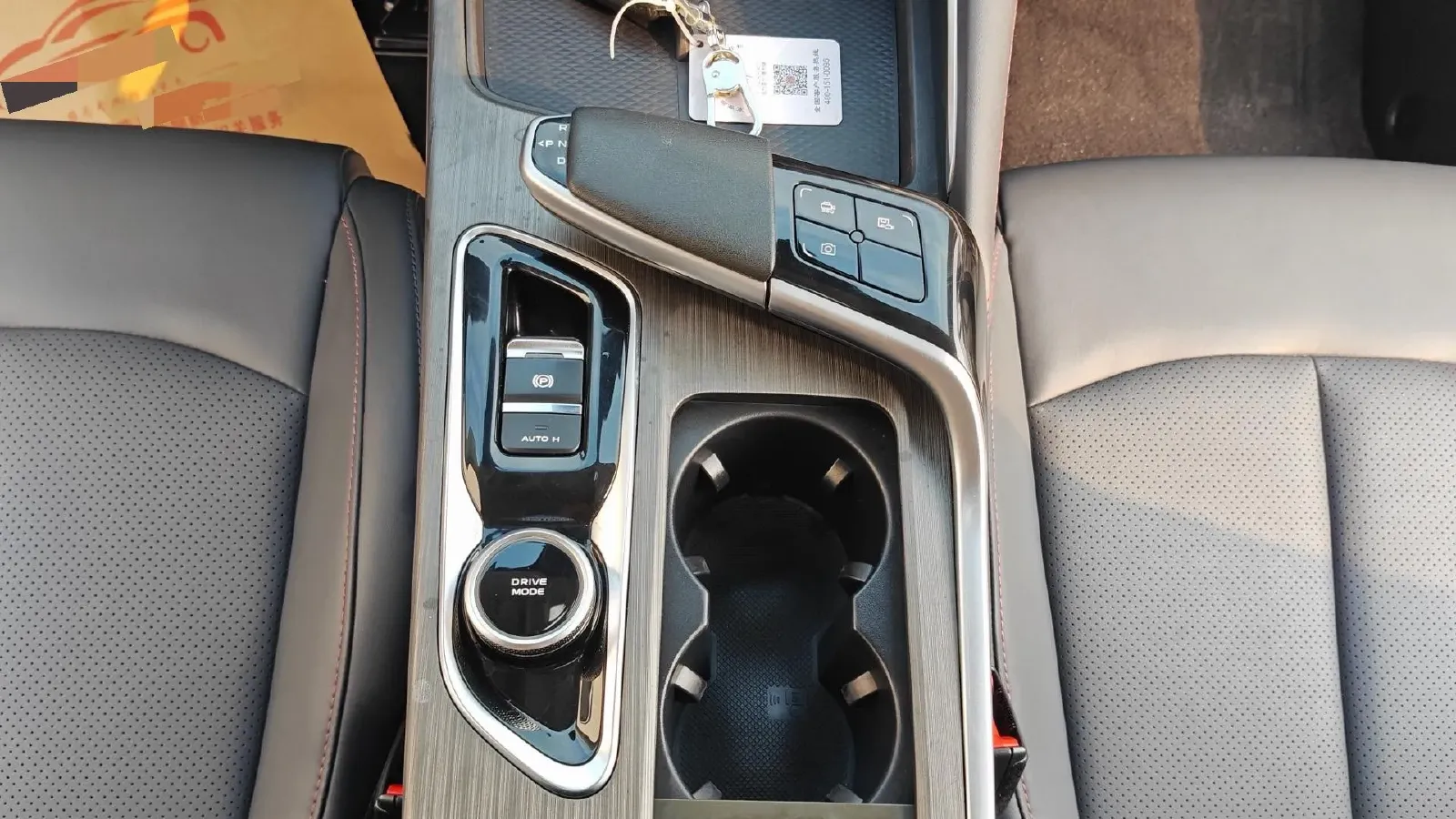 2020 ChangAn UNI-T 1.5T 180HP L4 7DCT,autocango,china used car exporter,china ev exporter,chinese used car exporter,chinese used ev exporter