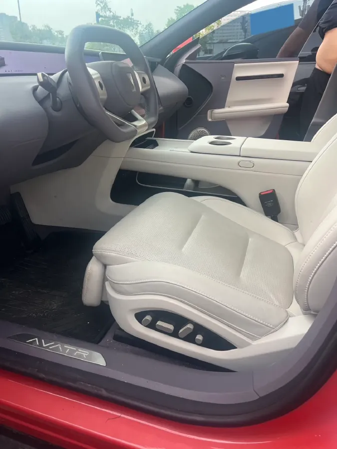 2025 Avatr 06 REEV 156HP REEV,autocango,china used car exporter,china ev exporter,chinese used car exporter,chinese used ev exporter