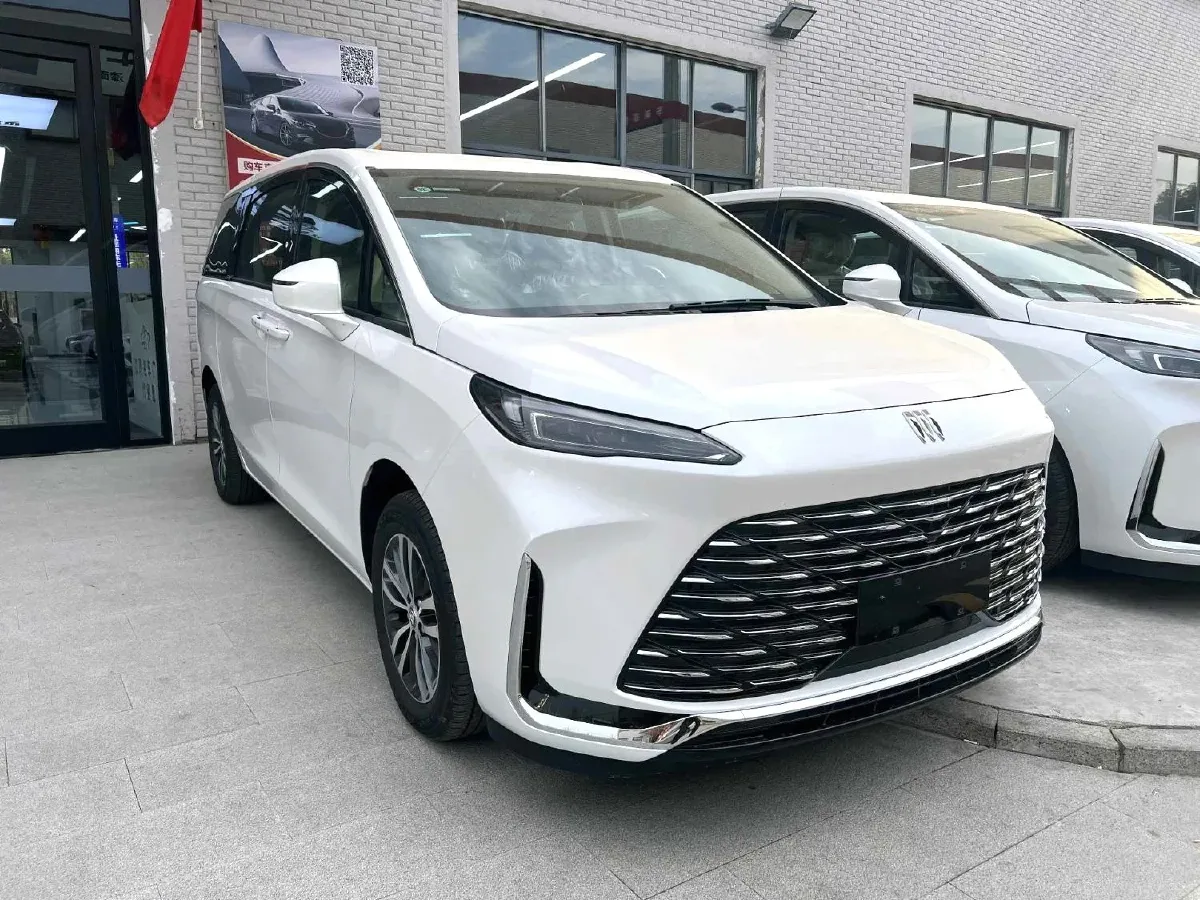 2025 Buick GL8 2.0T 237HP L4 9AT,autocango,china used car exporter,china ev exporter,chinese used car exporter,chinese used ev exporter