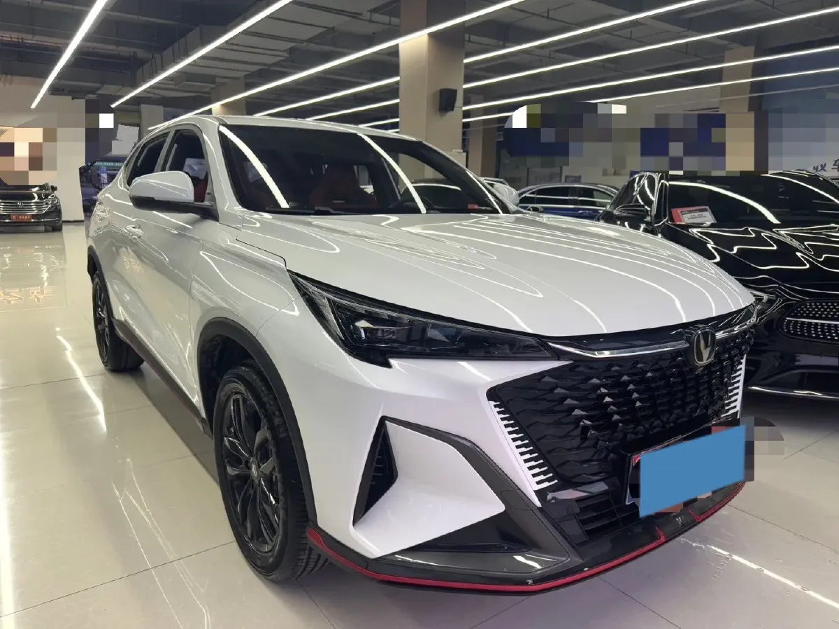 2025 ChangAn X5 PLUS 1.5T 188HP L4 7DCT,autocango,china used car exporter,china ev exporter,chinese used car exporter,chinese used ev exporter