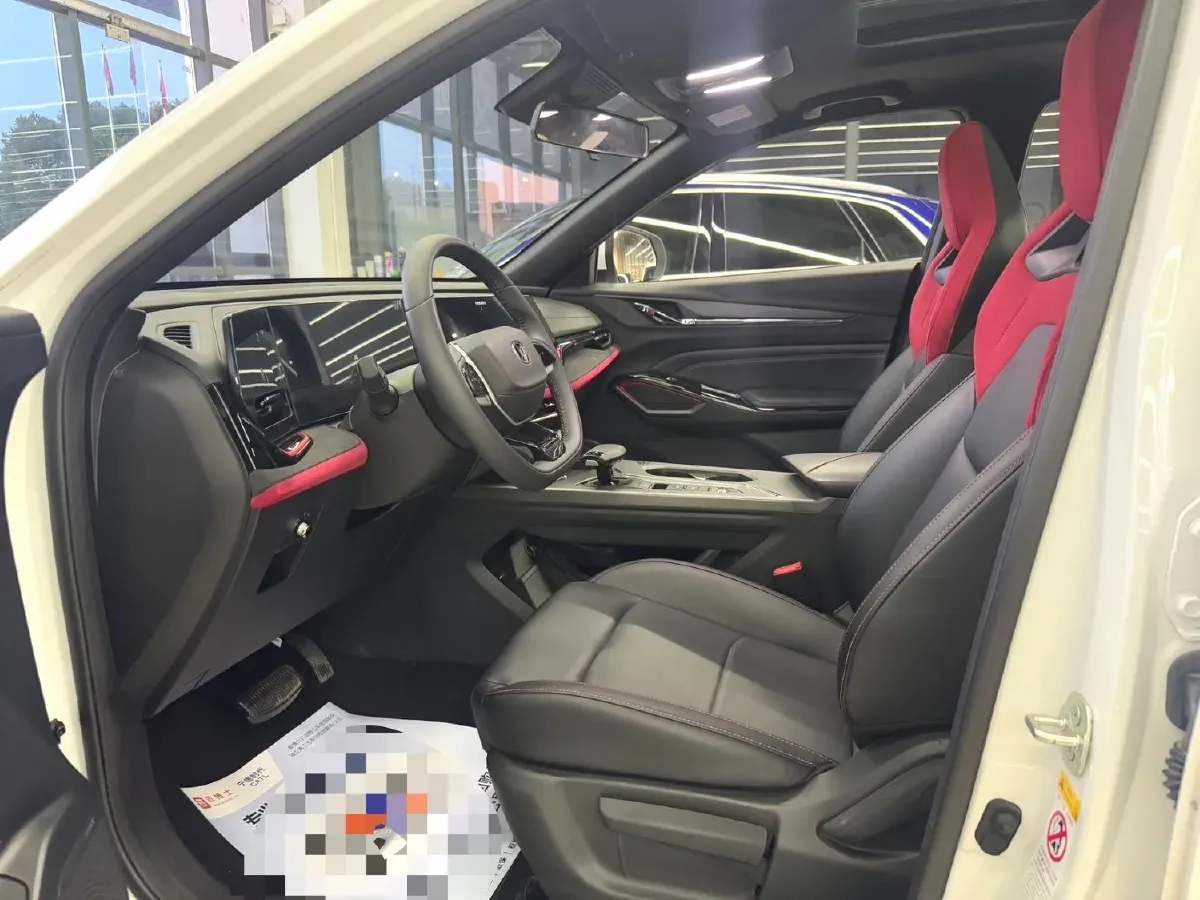 2025 ChangAn X5 PLUS 1.5T 188HP L4 7DCT,autocango,china used car exporter,china ev exporter,chinese used car exporter,chinese used ev exporter