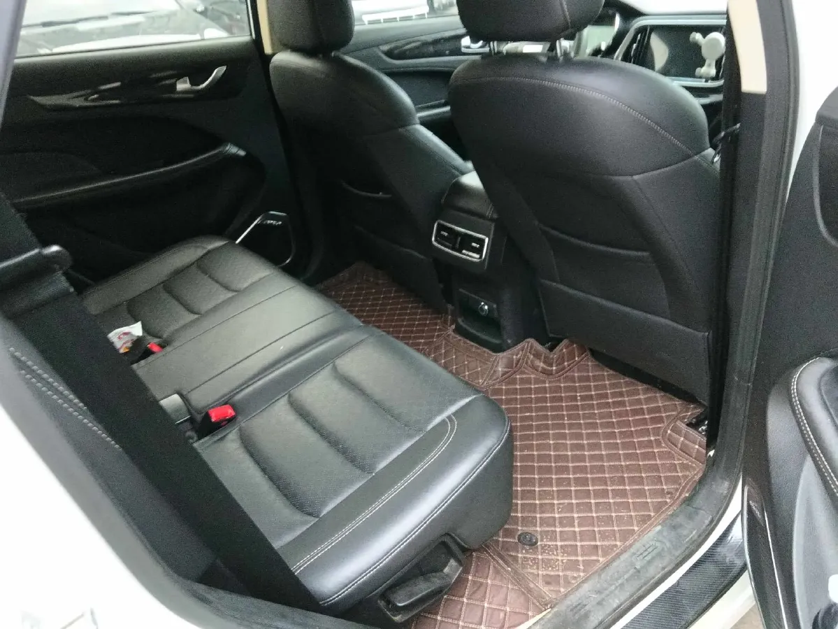 2019 Jetour X90 1.5T 147HP L4 6MT,autocango,china used car exporter,china ev exporter,chinese used car exporter,chinese used ev exporter