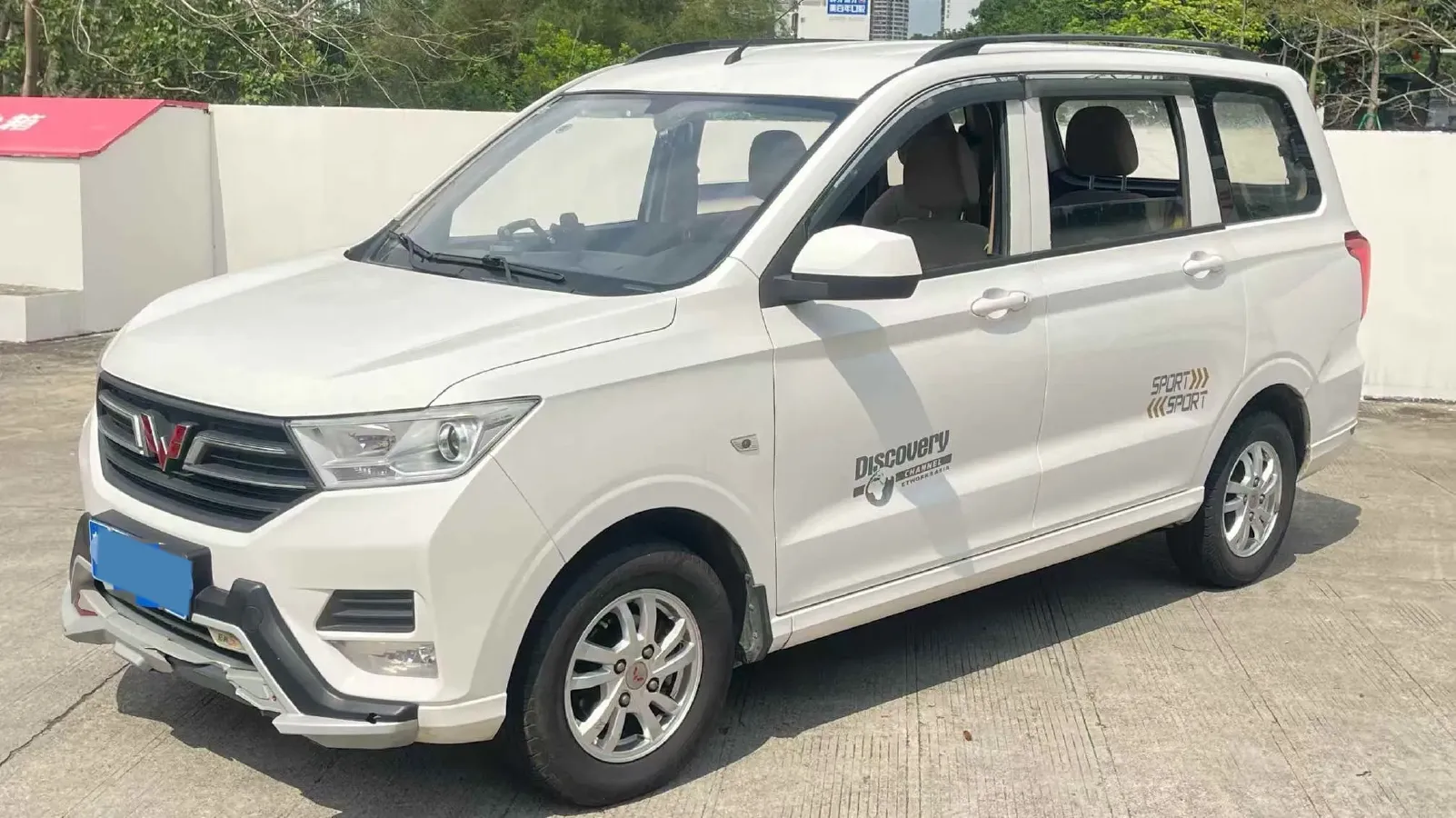 2018 WuLing HongGuang 1.5L 105HP L4 5MT,autocango,china used car exporter,china ev exporter,chinese used car exporter,chinese used ev exporter