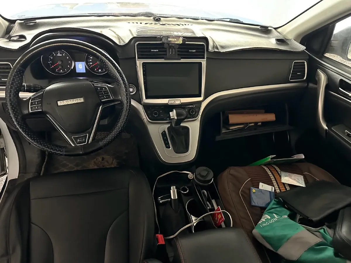 2019 Haval M6 1.5T 150HP L4 7DCT,autocango,china used car exporter,china ev exporter,chinese used car exporter,chinese used ev exporter