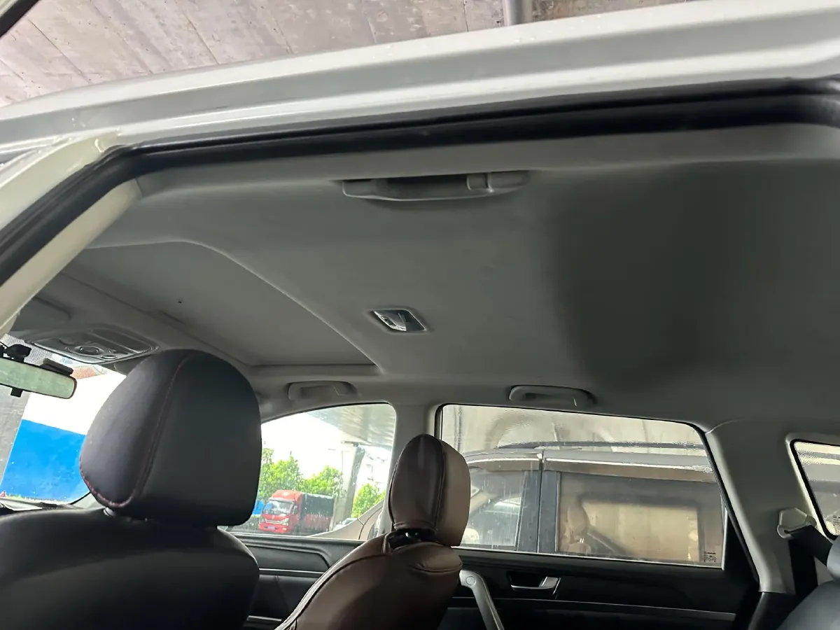 2019 Haval M6 1.5T 150HP L4 7DCT,autocango,china used car exporter,china ev exporter,chinese used car exporter,chinese used ev exporter