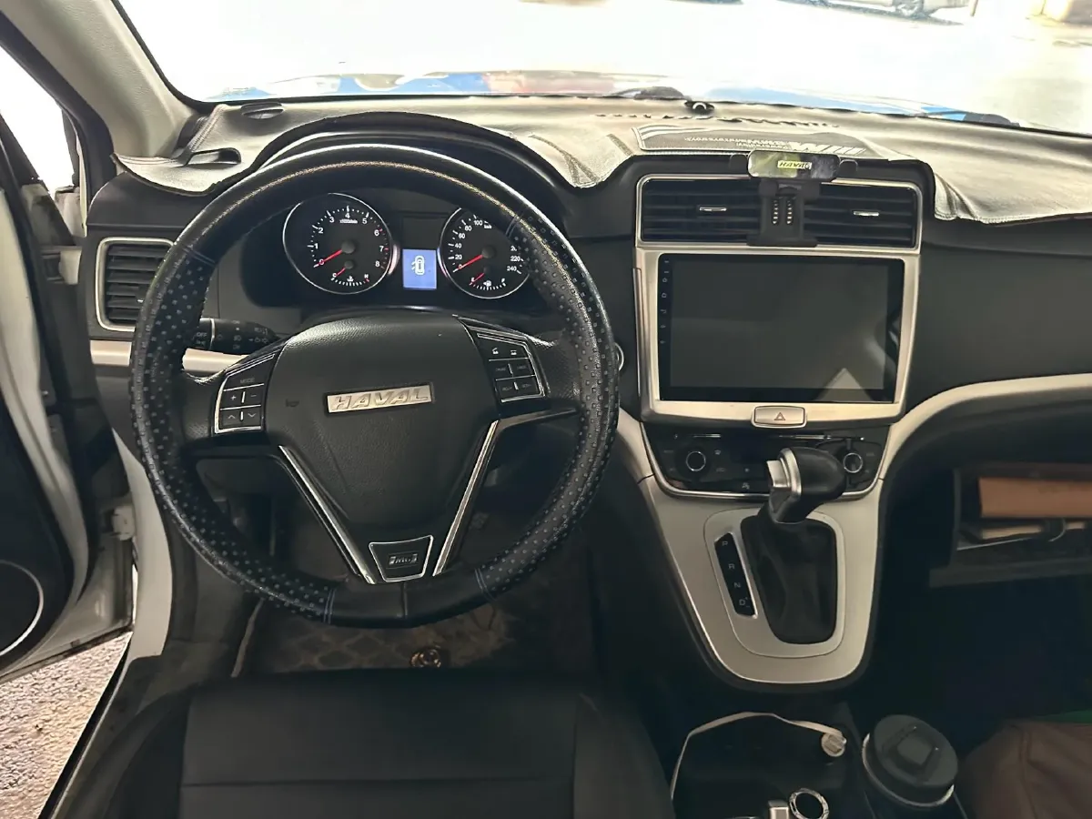 2019 Haval M6 1.5T 150HP L4 7DCT,autocango,china used car exporter,china ev exporter,chinese used car exporter,chinese used ev exporter